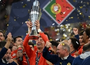 开云体育APP下载-包含摩纳哥取得胜利，领跑法国足球联赛的词条