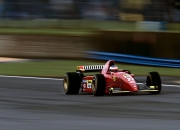 开云体育平台APP-本泽马一剑封喉，德甲争冠夜悬念提前终结