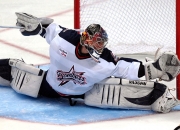 开云体育官方网站-霍勒迪统治攻防两端！湖人险胜灰熊，全场最佳无争议