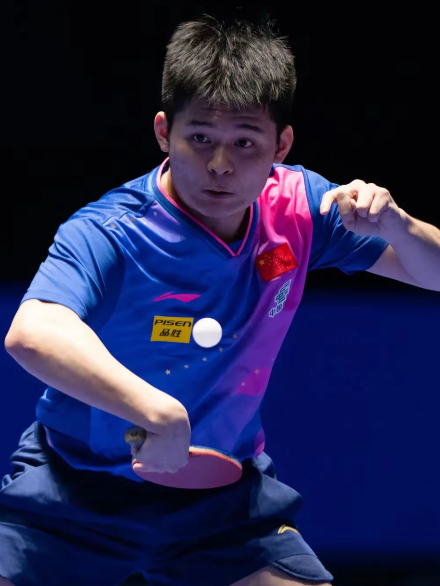 德国乒乓球队轻取法国乒乓球队，奥恰洛夫高光表现的简单介绍