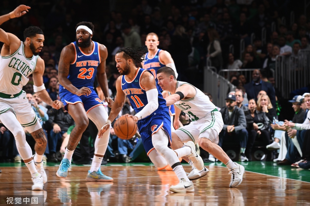 北京队横扫青岛队，布伦森点燃赛场