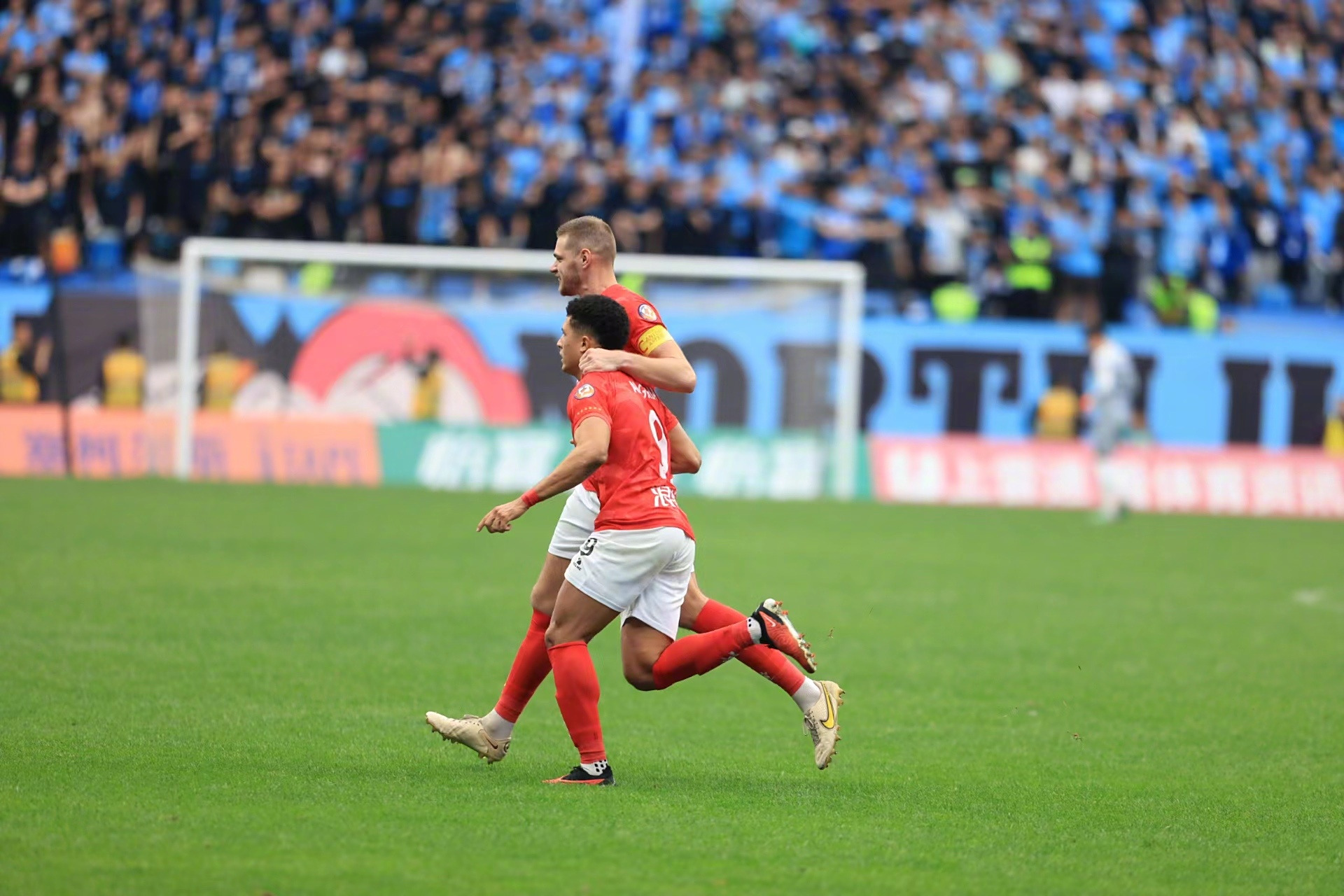 球员技艺精湛，为球队带来连胜