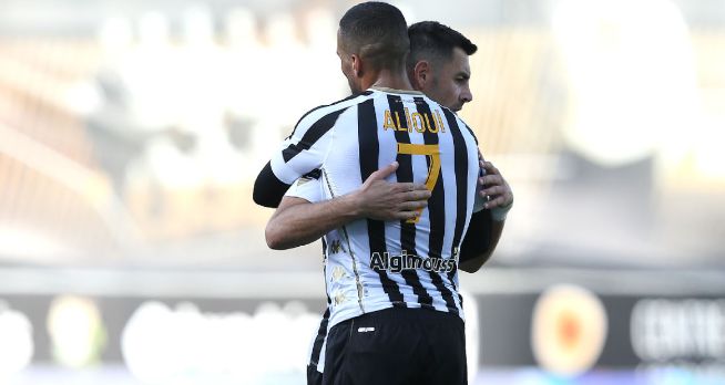 昂热击败梅斯，豪取三连胜稳住领跑位置的简单介绍