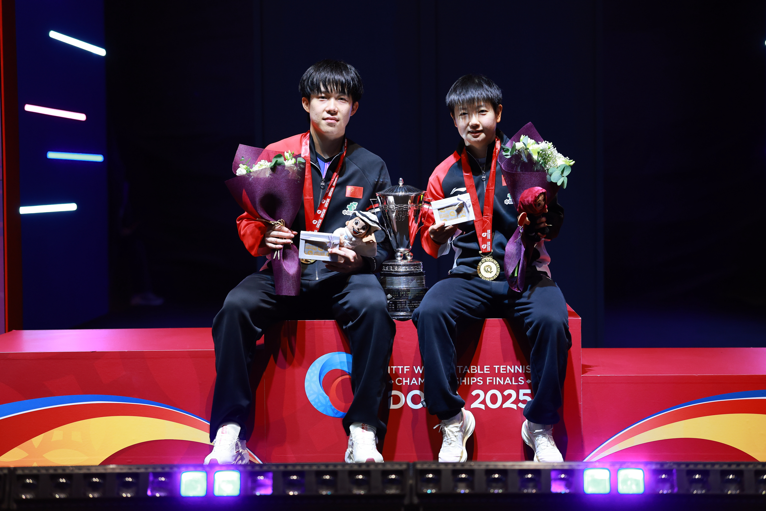 包含韩国乒乓球队鏖战日本乒乓球队，波尔绝境逆转的词条