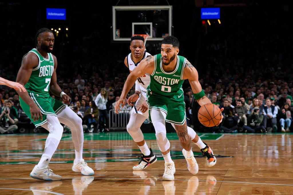 凯尔特人B队逆转湖人,塔图姆爆发神勇 凯尔特人B队逆转湖人,塔图姆爆发神勇