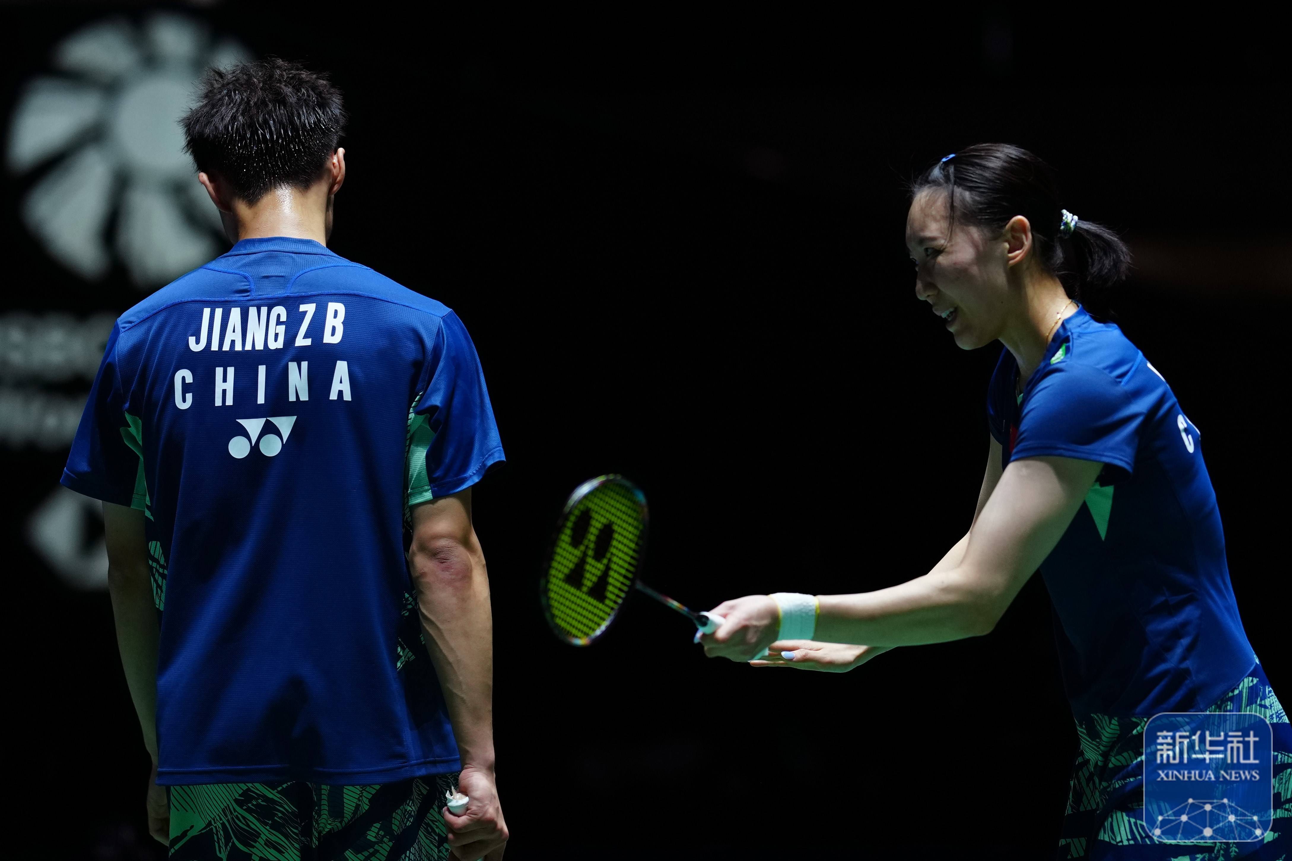 包含日本羽毛球队绝杀印度羽毛球队，陶菲克爆发神勇的词条