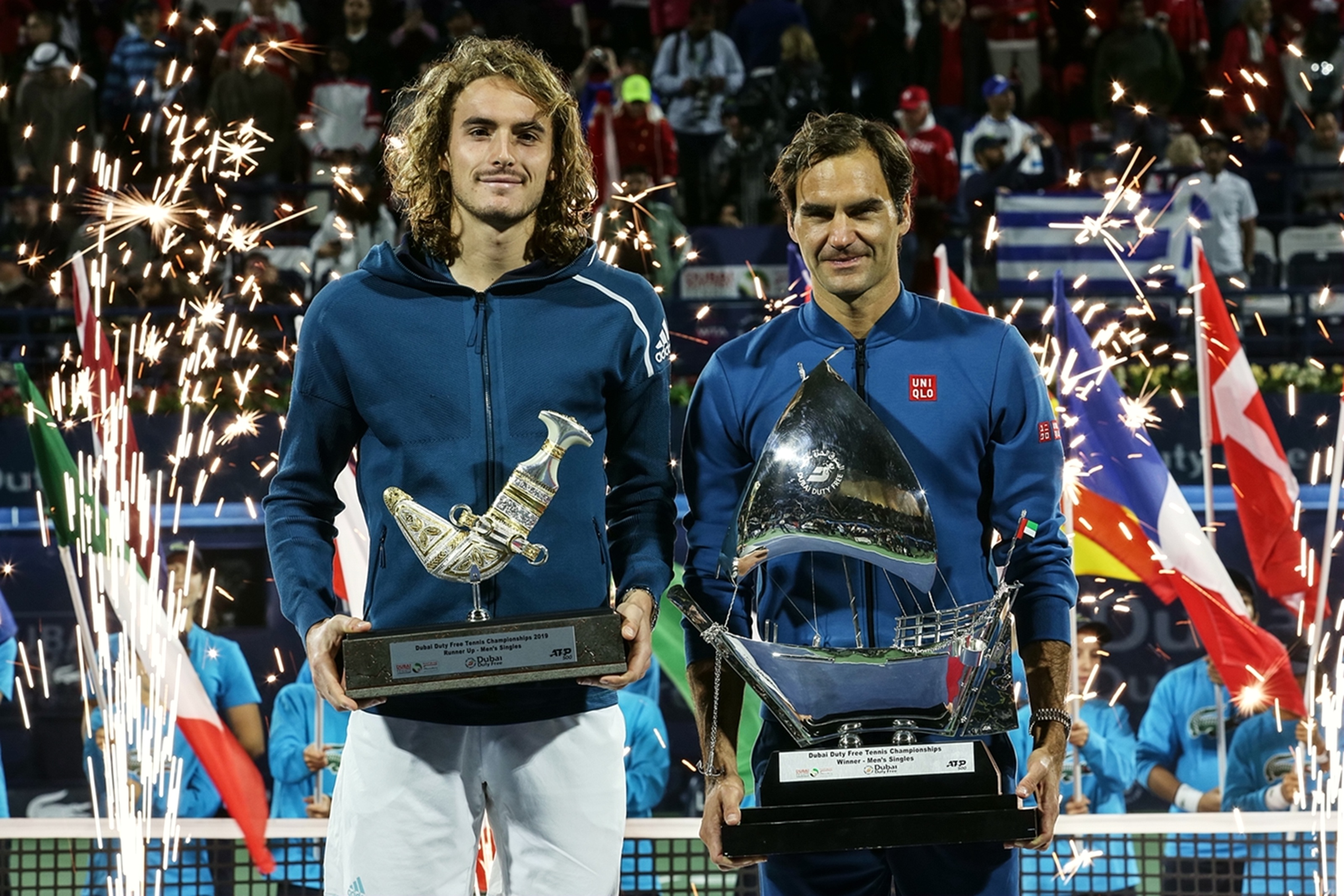 日本网球队完胜意大利网球队，费德勒关键制胜的简单介绍