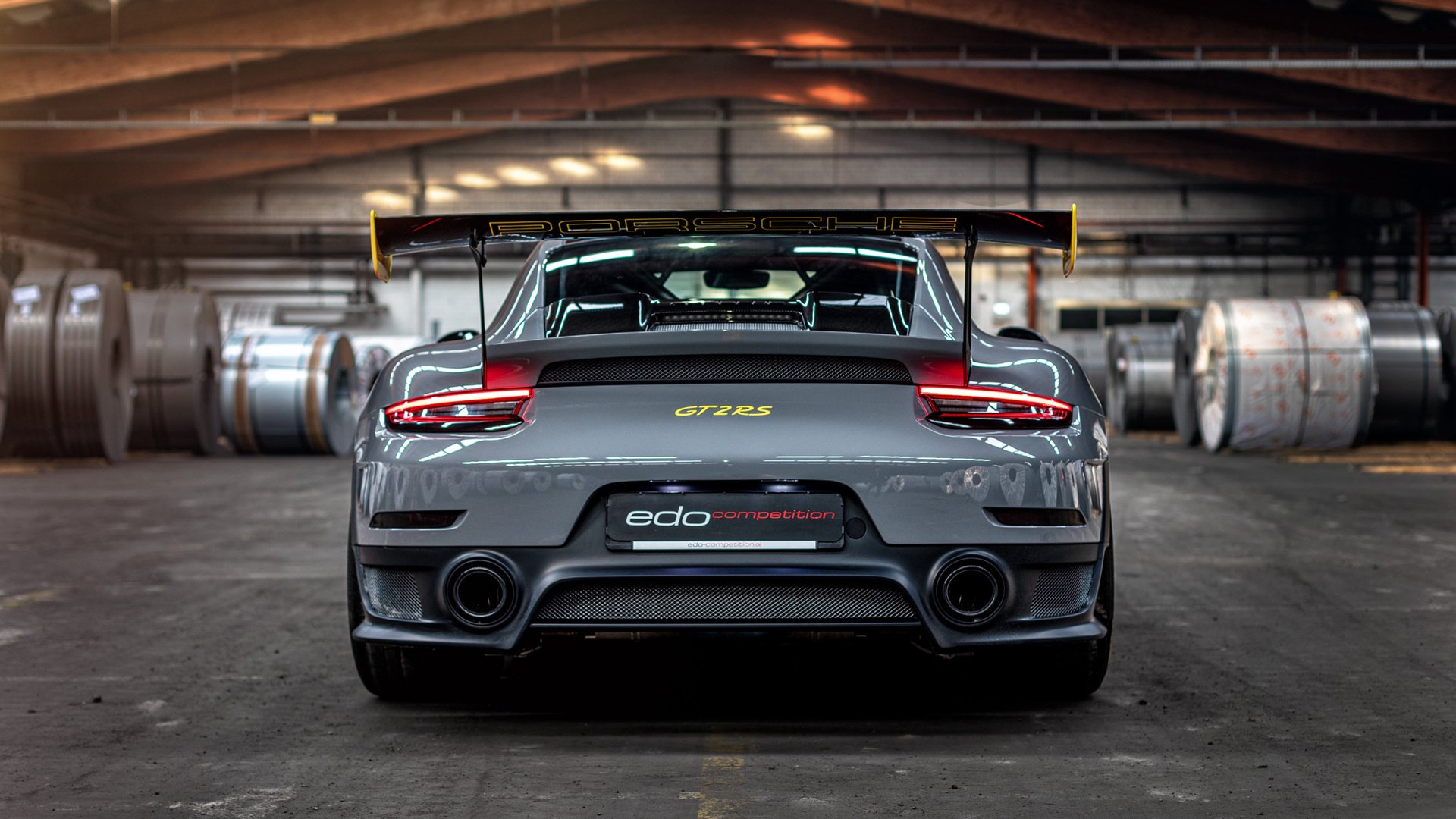 红蓝风暴席卷永恒之城，莫德里奇导演巴萨击败罗马的关键战役