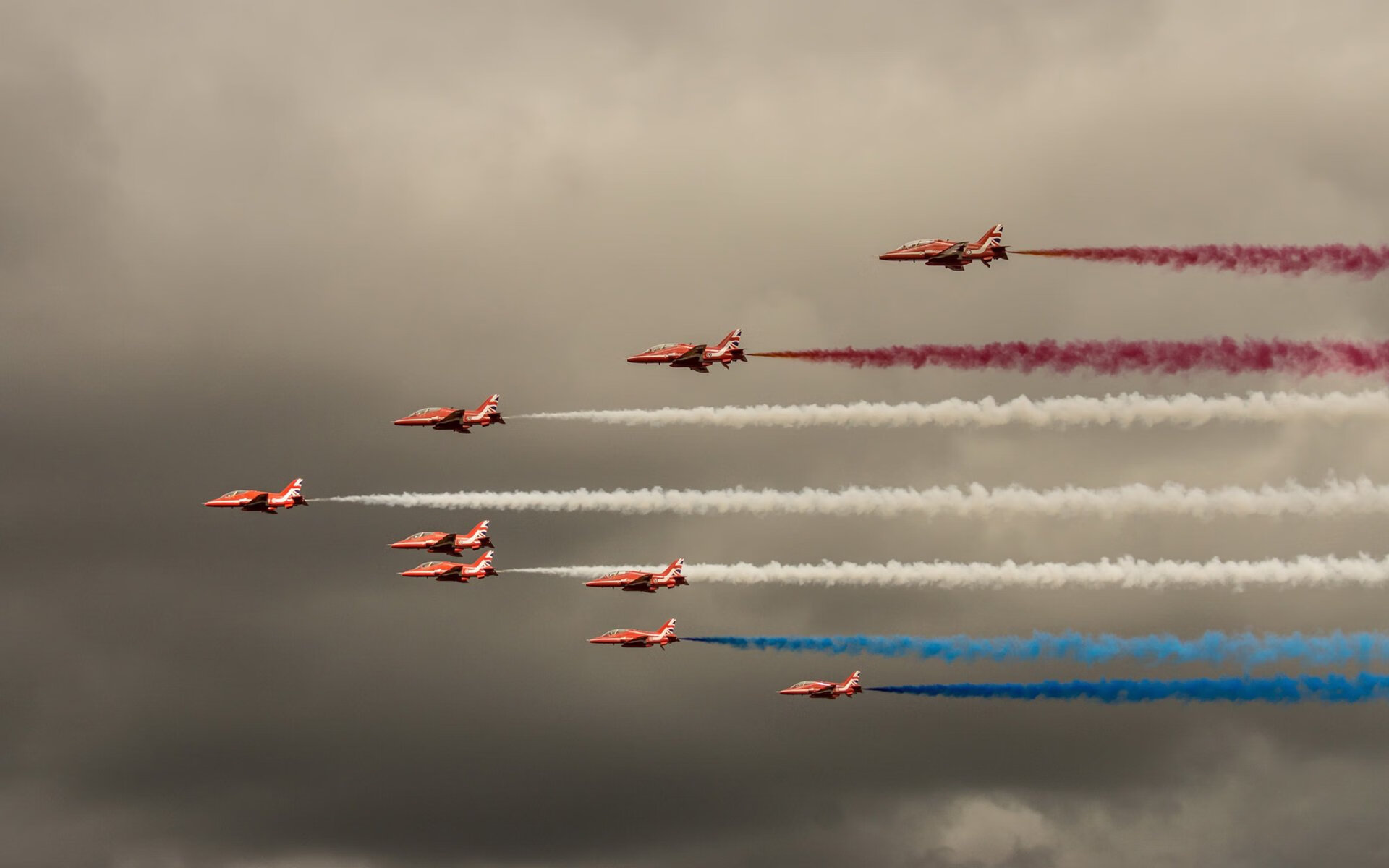 马赛血拼奥地利，贝林厄姆西甲德比封神，当代足球的唯一性启示
