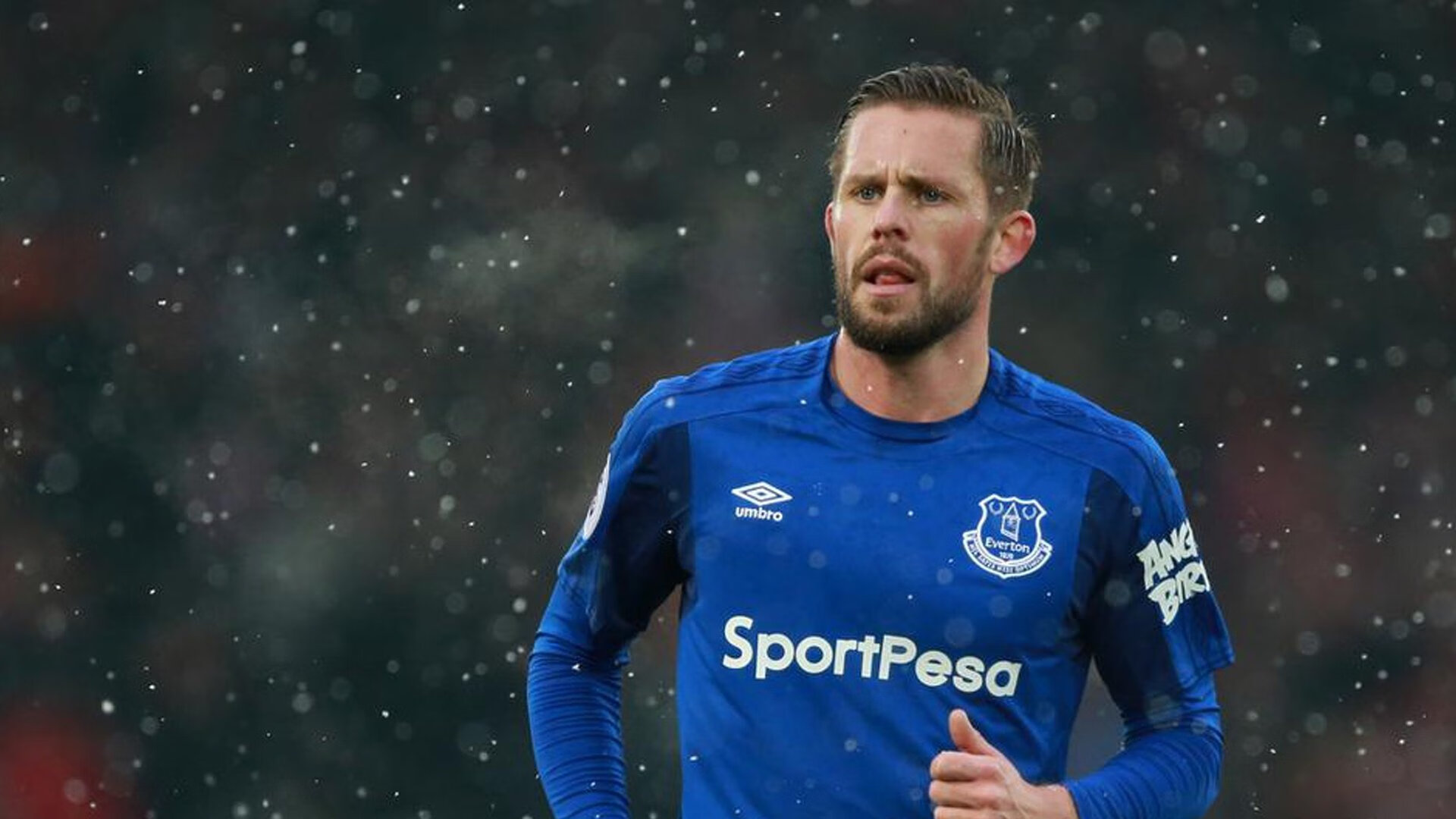 金玟哉爆发！莱比锡红牛强行终结苏格兰，德甲新王如何改写欧冠格局？